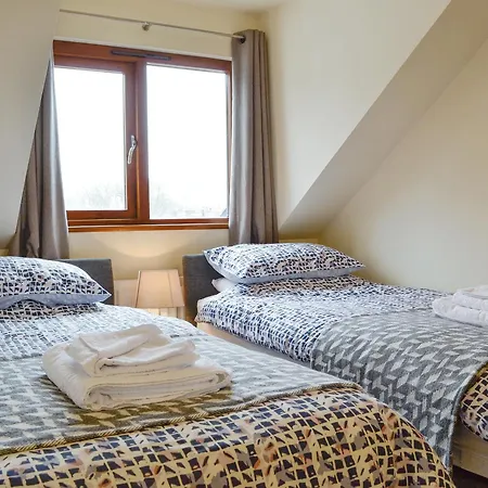 The Old Laundry 4 *